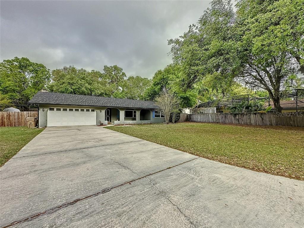 876 Lobster Ct., Kissimmee, FL 34744