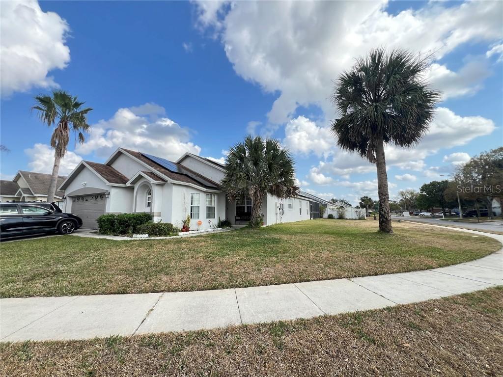 2678 Autumn Creek Cir., Kissimmee, FL 34747