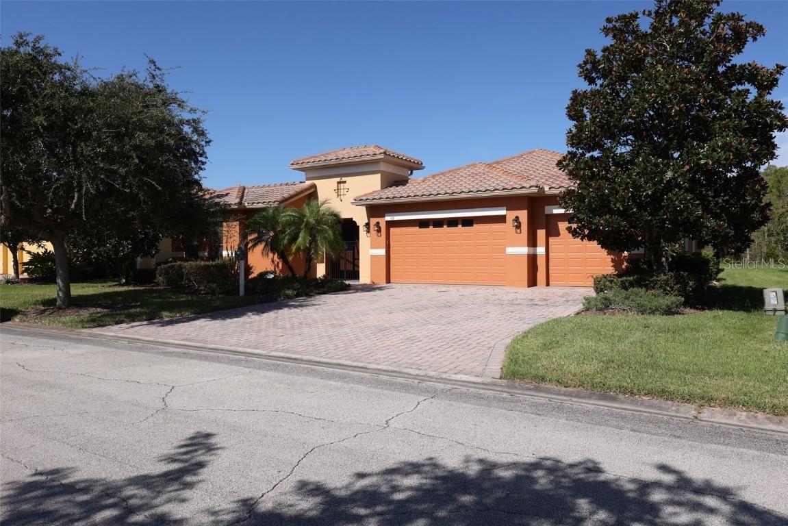 619 Tapatio Ln., Kissimmee, FL 34759