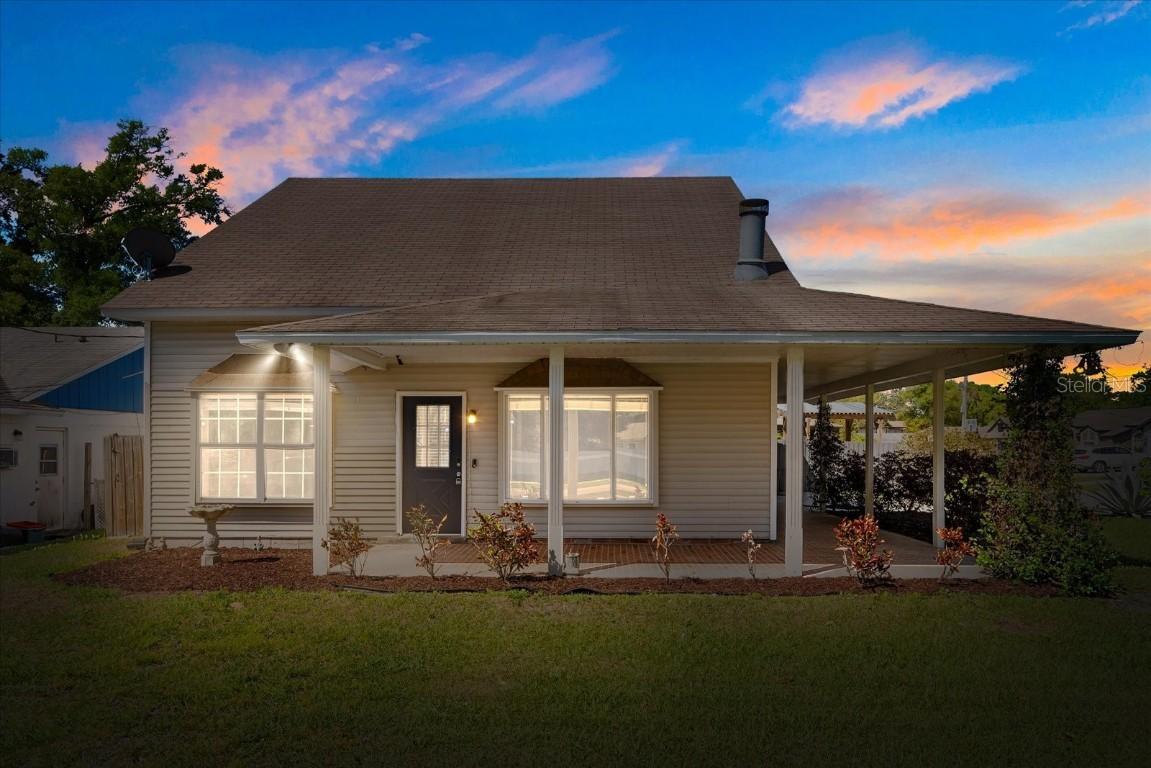 2566 Conway Gardens Rd., Orlando, FL 32806
