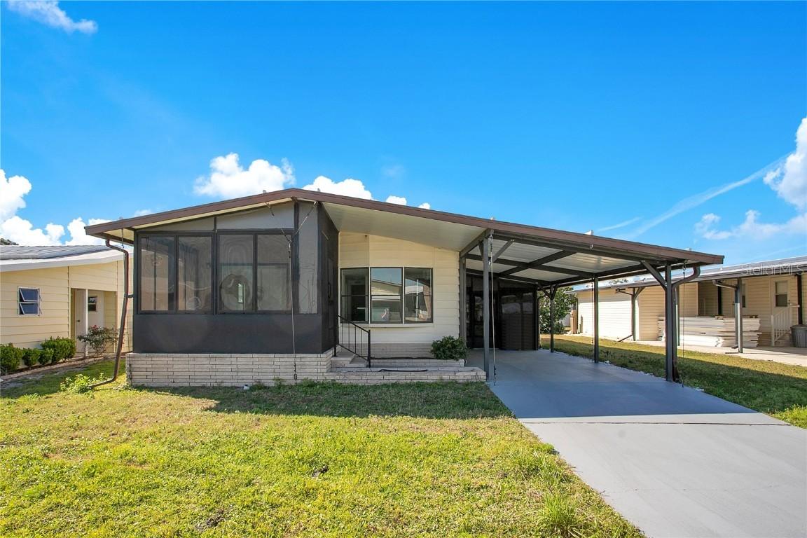 6462 Hollyberry Ln., Winter Haven, FL 33881