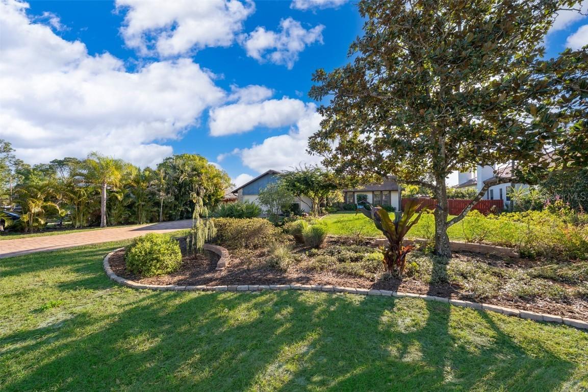 6051 Twin Lakes Dr., Oviedo, FL 32765