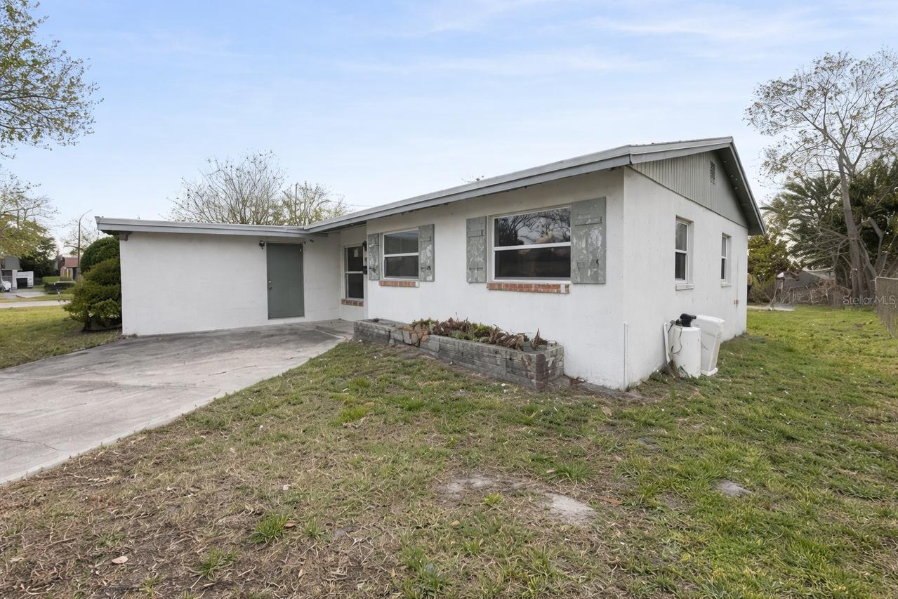 4226 Lake Richmond Dr., Orlando, FL 32811