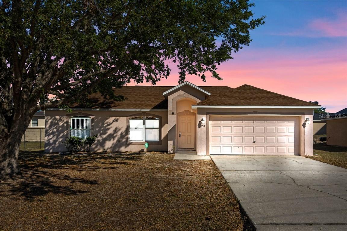 258 Grouper Ct., Kissimmee, FL 34759