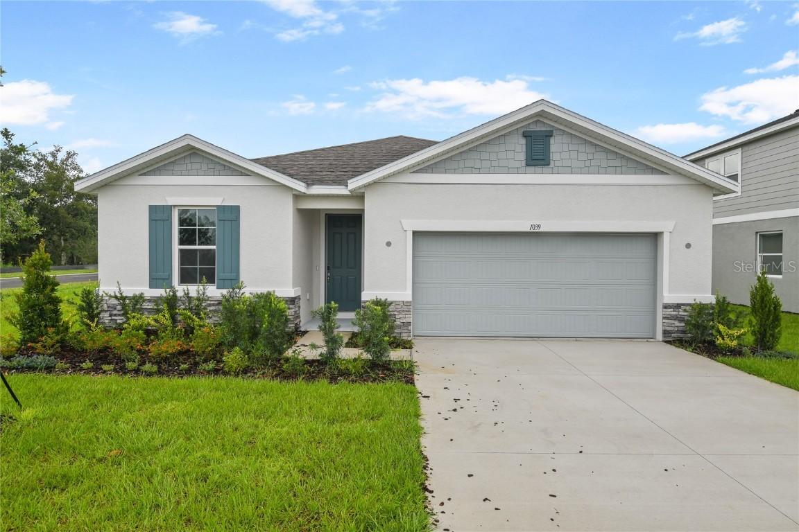 1039 Wisteria Way, Dundee, FL 33838