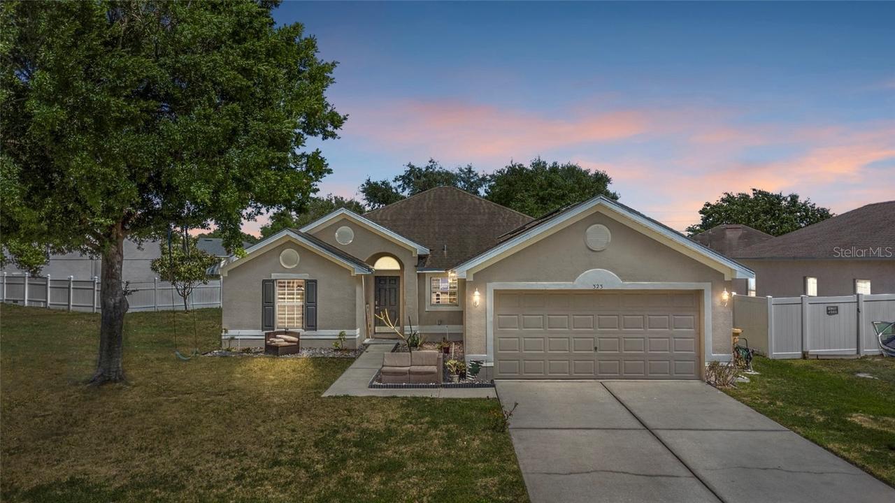 323 Azincourt Ln., Kissimmee, FL 34759