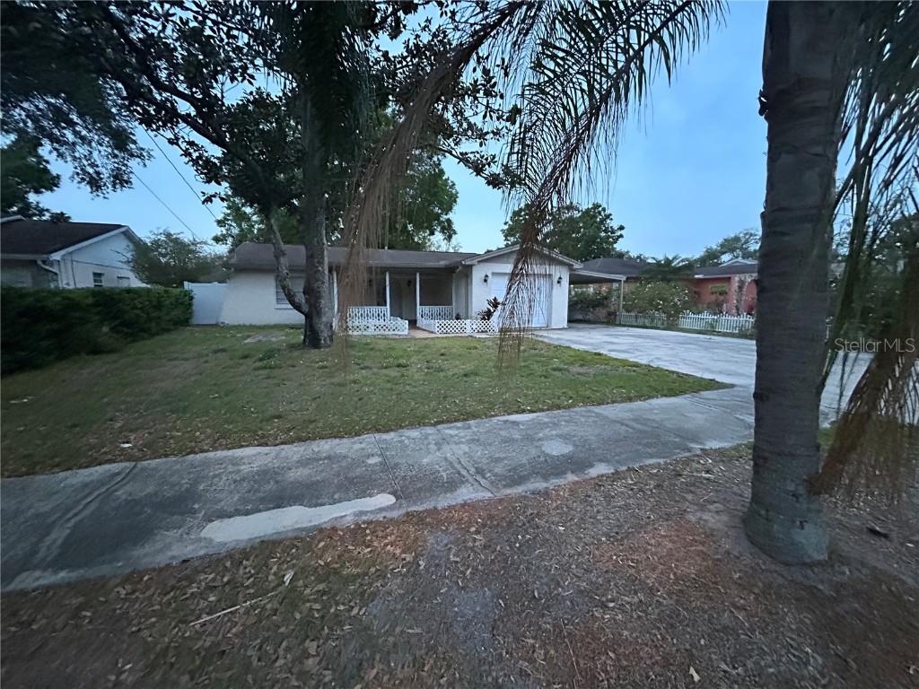 1912 W Clinton St., Tampa, FL 33604