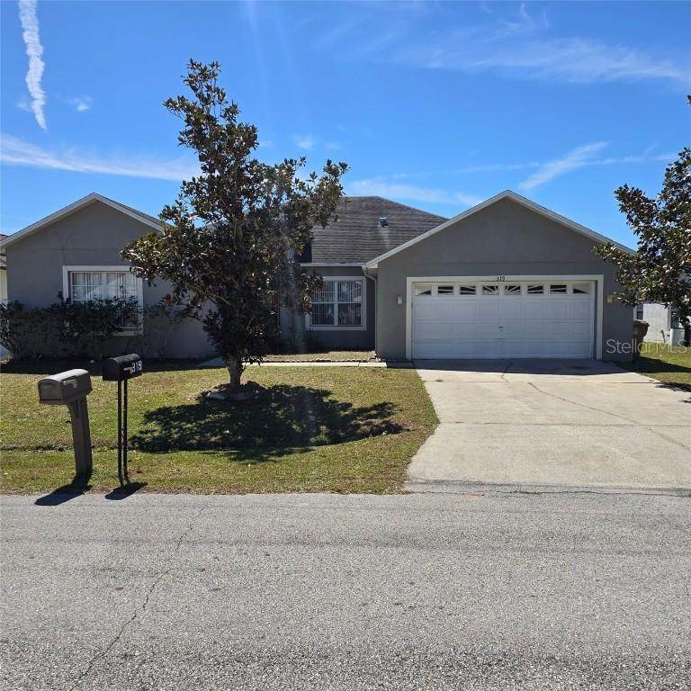 319 Aylesbury Ct., Kissimmee, FL 34758