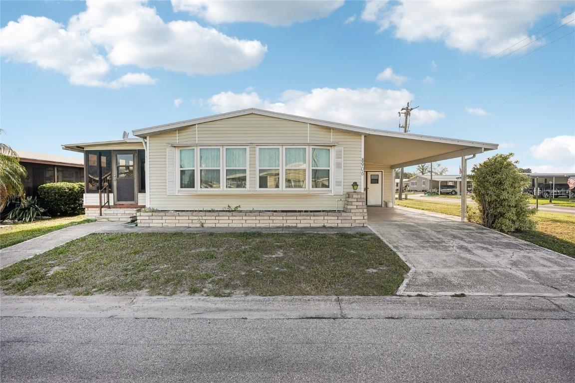 8906 31st Ave., Palmetto, FL 34221