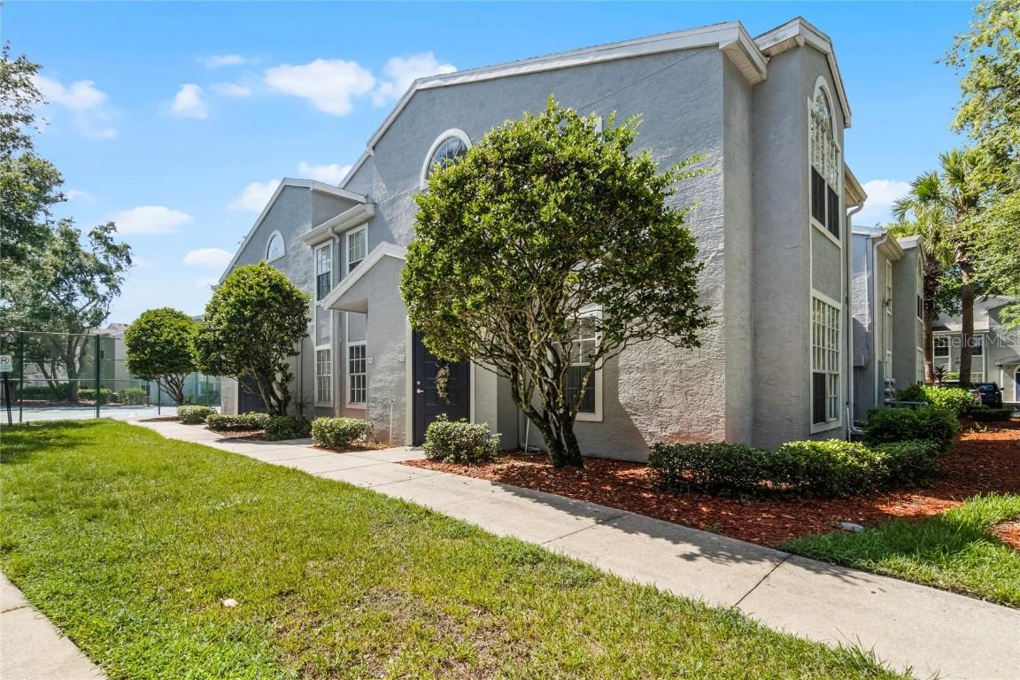 1618 Columbia Arms Cir. #158, Kissimmee, FL 34741