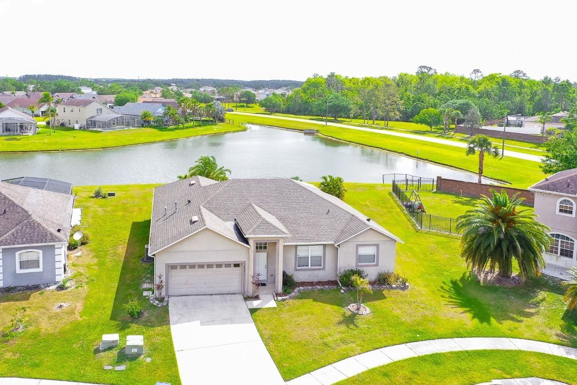 5422 Crepe Myrtle Cir., Kissimmee, FL 34758