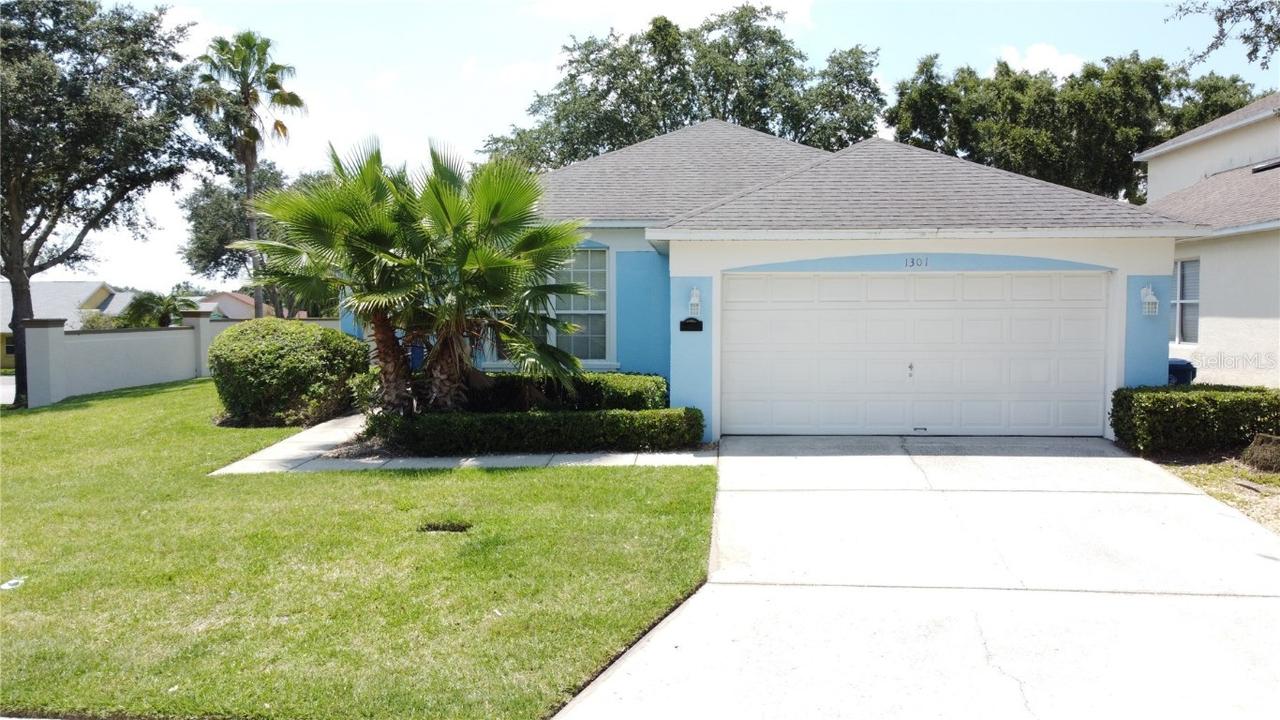 1301 Rebecca Dr., Haines City, FL 33844
