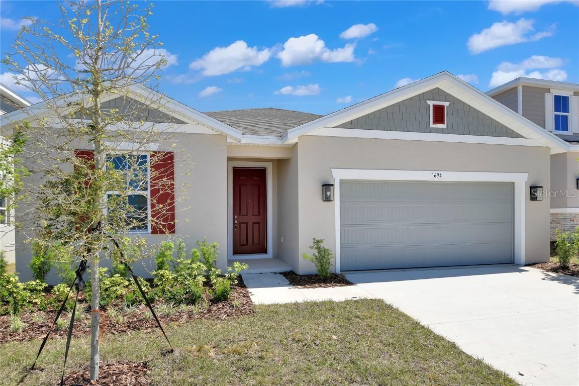 1694 Sugarbelle Cir., Mascotte, FL 34753