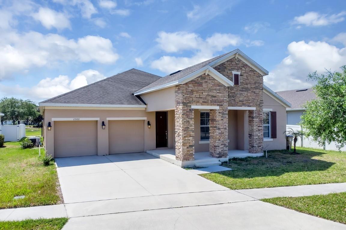 2500 Marshfield Preserve Way, Kissimmee, FL 34746