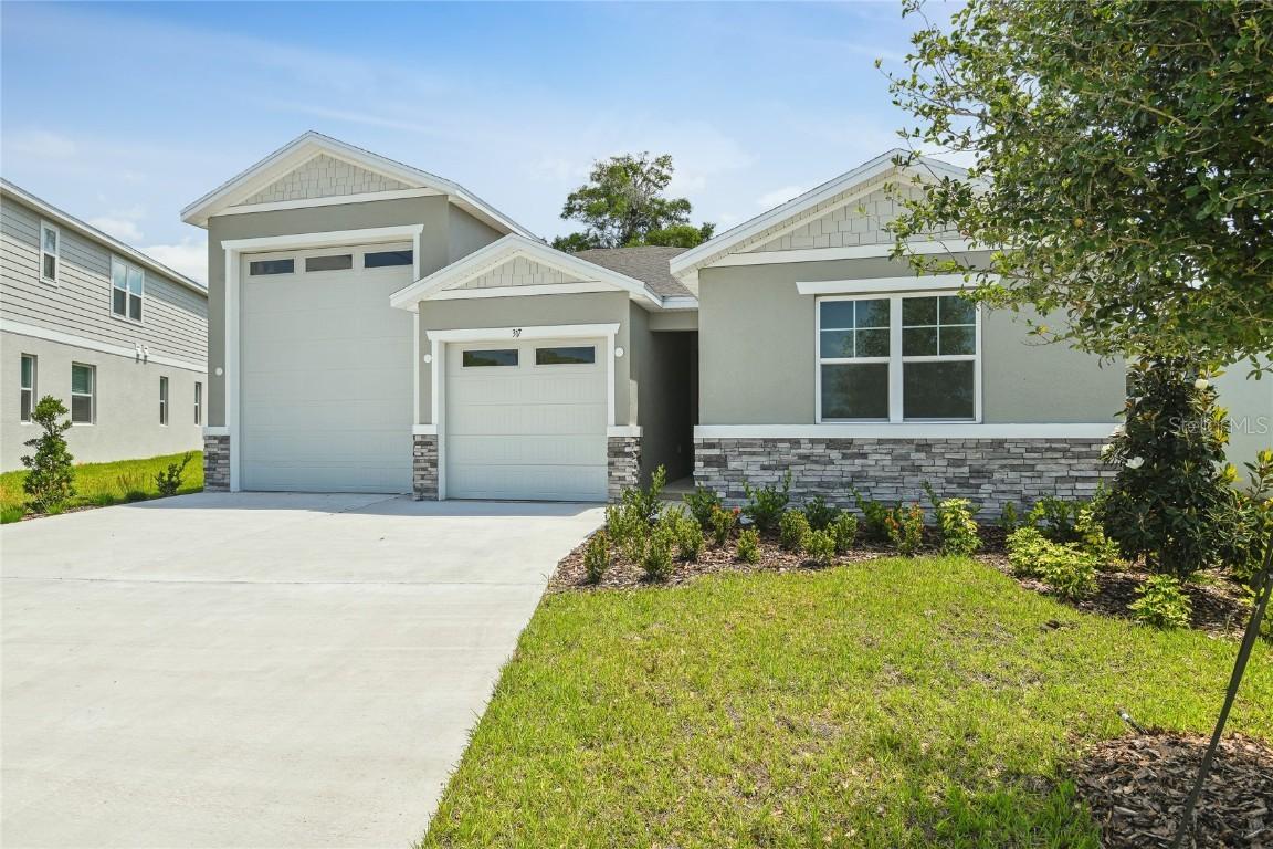 317 Alexandrite St., Deland, FL 32720