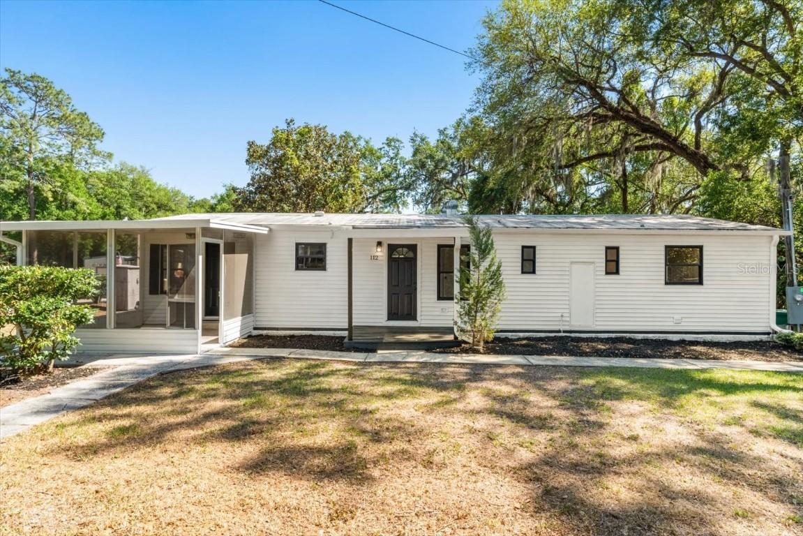 112 E Mcclendon St., Lady Lake, FL 32159