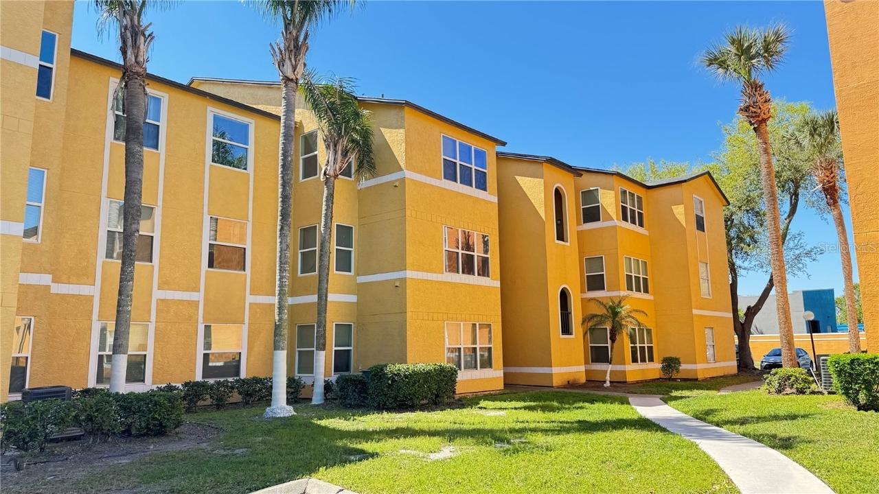 4528 Commander Dr. #2013, Orlando, FL 32822