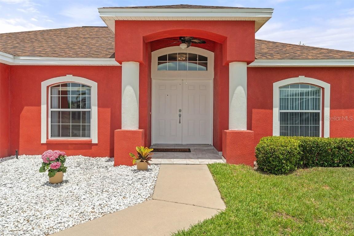 318 Highland Meadows Dr., Davenport, FL 33837
