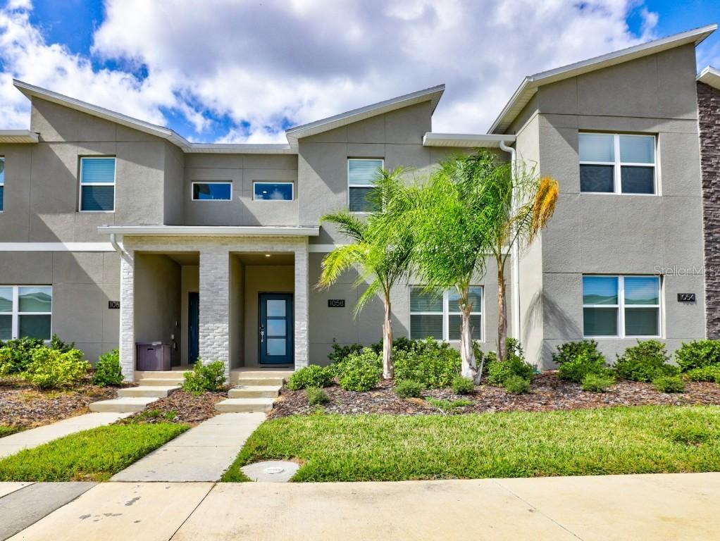 1058 Splash Shot Pl., Davenport, FL 33896