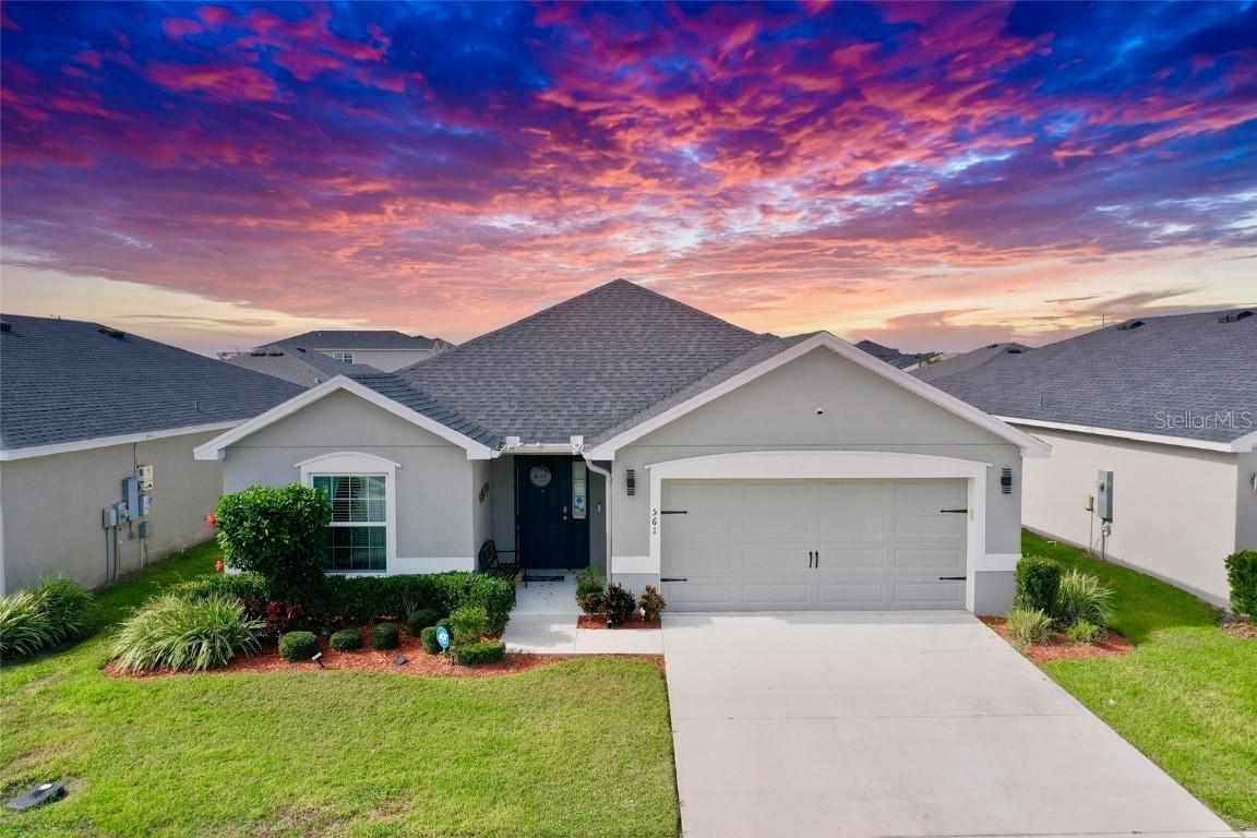 561 Vittorio Dr., Winter Haven, FL 33884