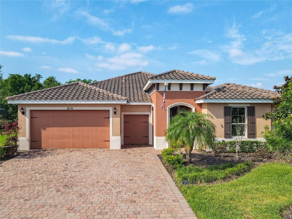 819 San Raphael St., Kissimmee, FL 34759