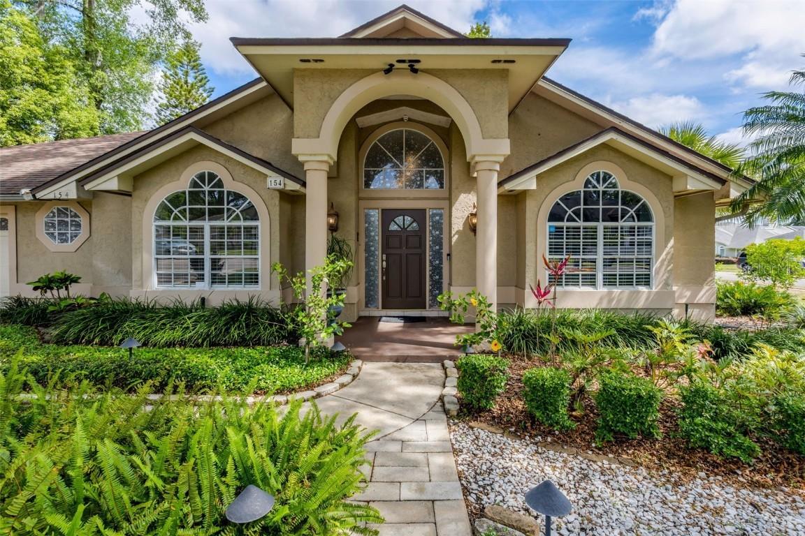 154 Academy Oaks Pl., Altamonte Springs, FL 32714