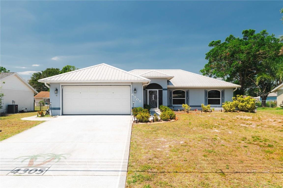 4305 Lakewood Rd., Sebring, FL 33875
