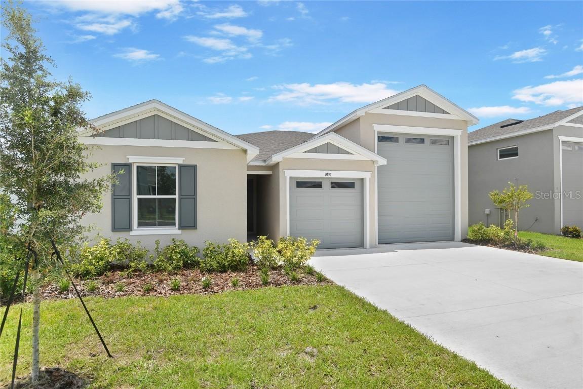1034 Wisteria Way, Dundee, FL 33838