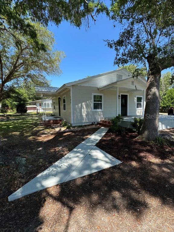 132 Fisherman's Cove Paradise Rd, Crescent City, FL 32112