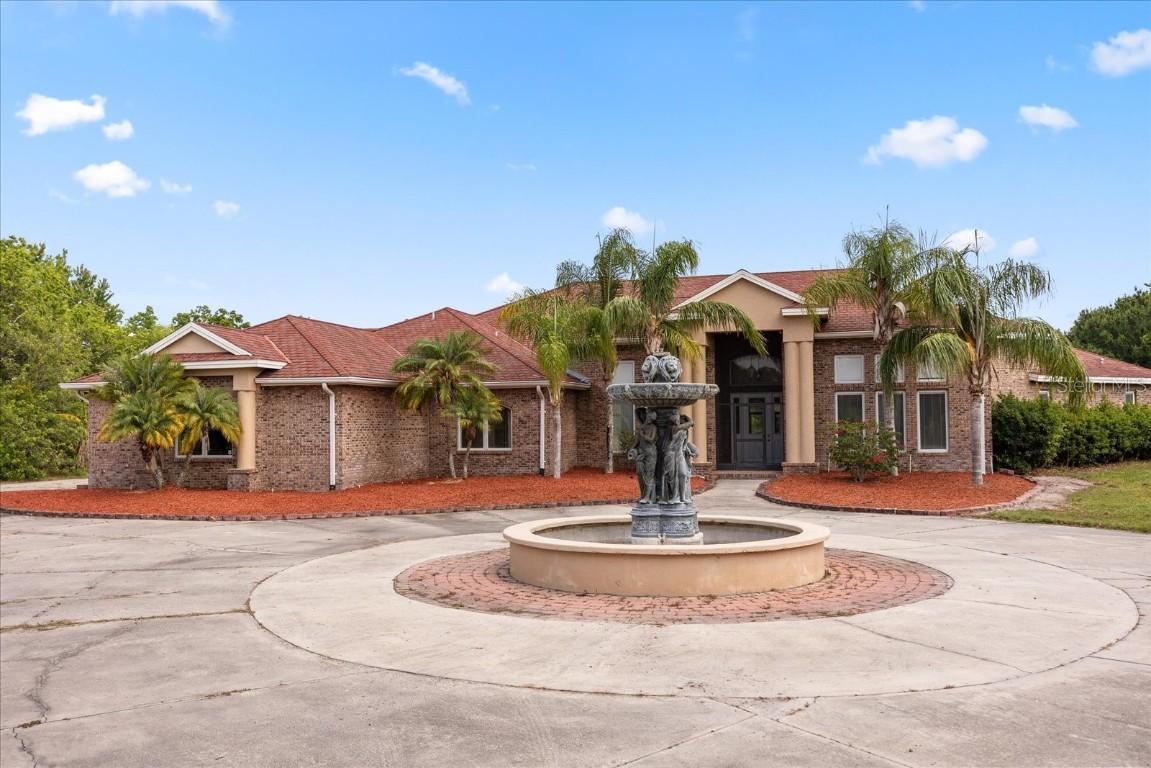 2841 S Lloyd Ln., Kissimmee, FL 34744