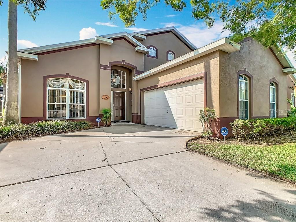 207 Bailey Cir., Davenport, FL 33897