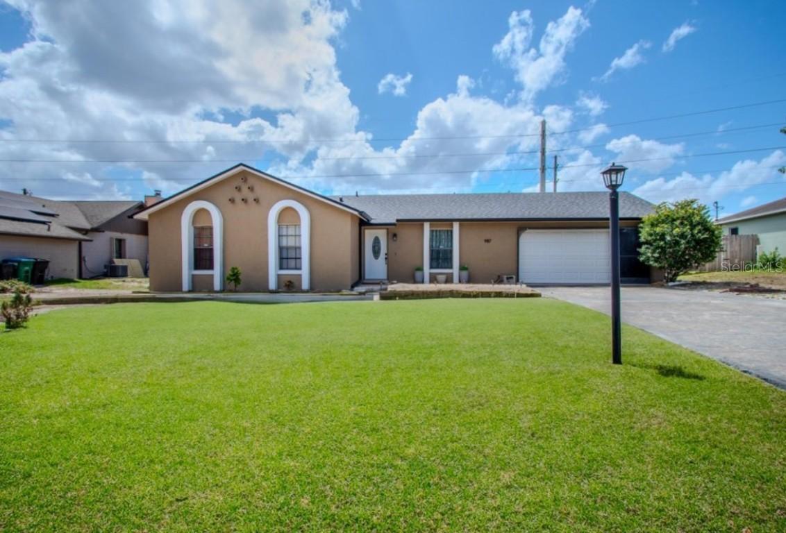 987 Trumbull St., Deltona, FL 32725