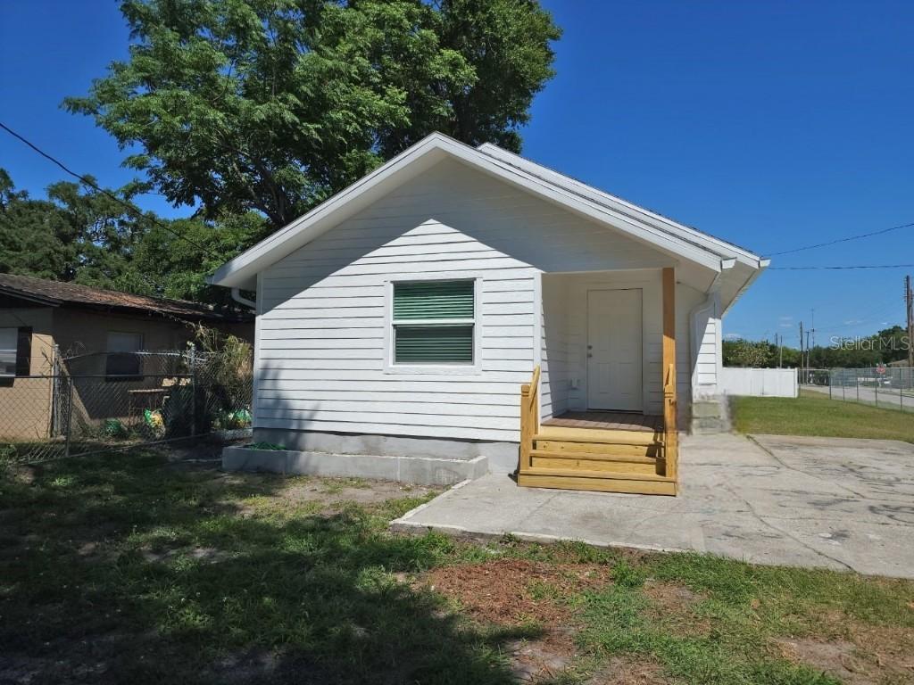 1521 Nieuport Ln., Orlando, FL 32805