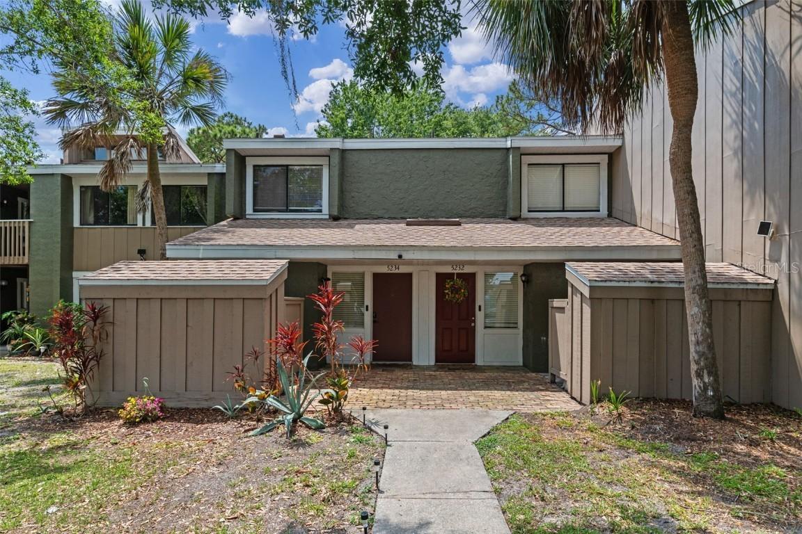 5234 Eaglesmere Dr. #D04, Orlando, FL 32819