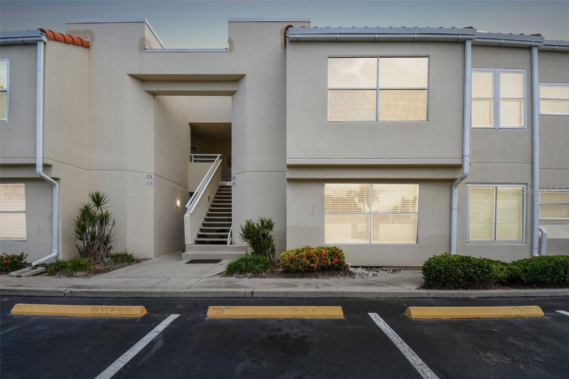 6151 Bahia Del Mar Blvd. #125, St Petersburg, FL 33715