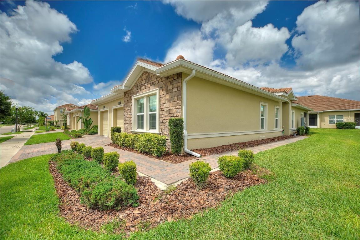 1082 Blackwolf Run Rd., Davenport, FL 33896