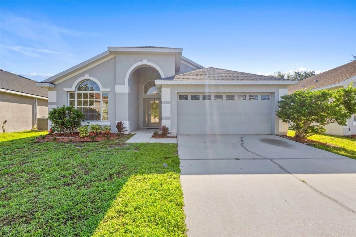 707 Stonewyk Way, Kissimmee, FL 34744