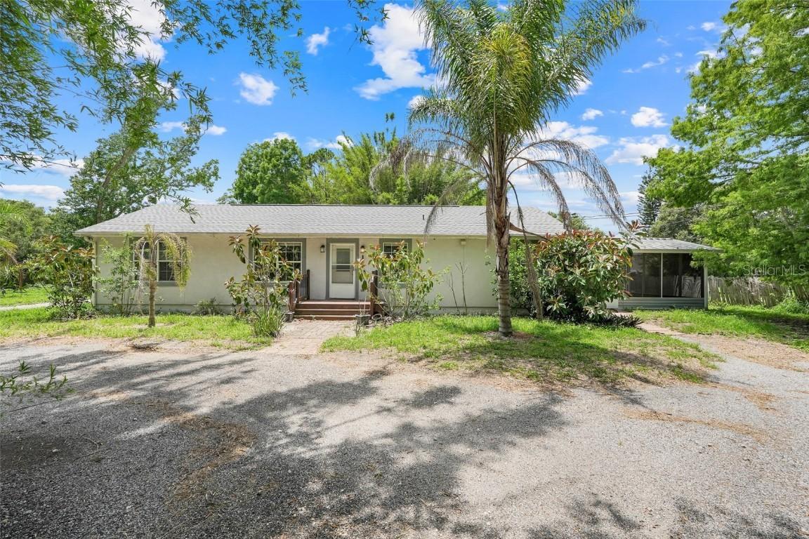 429 Diamond Acres Rd., Davenport, FL 33837