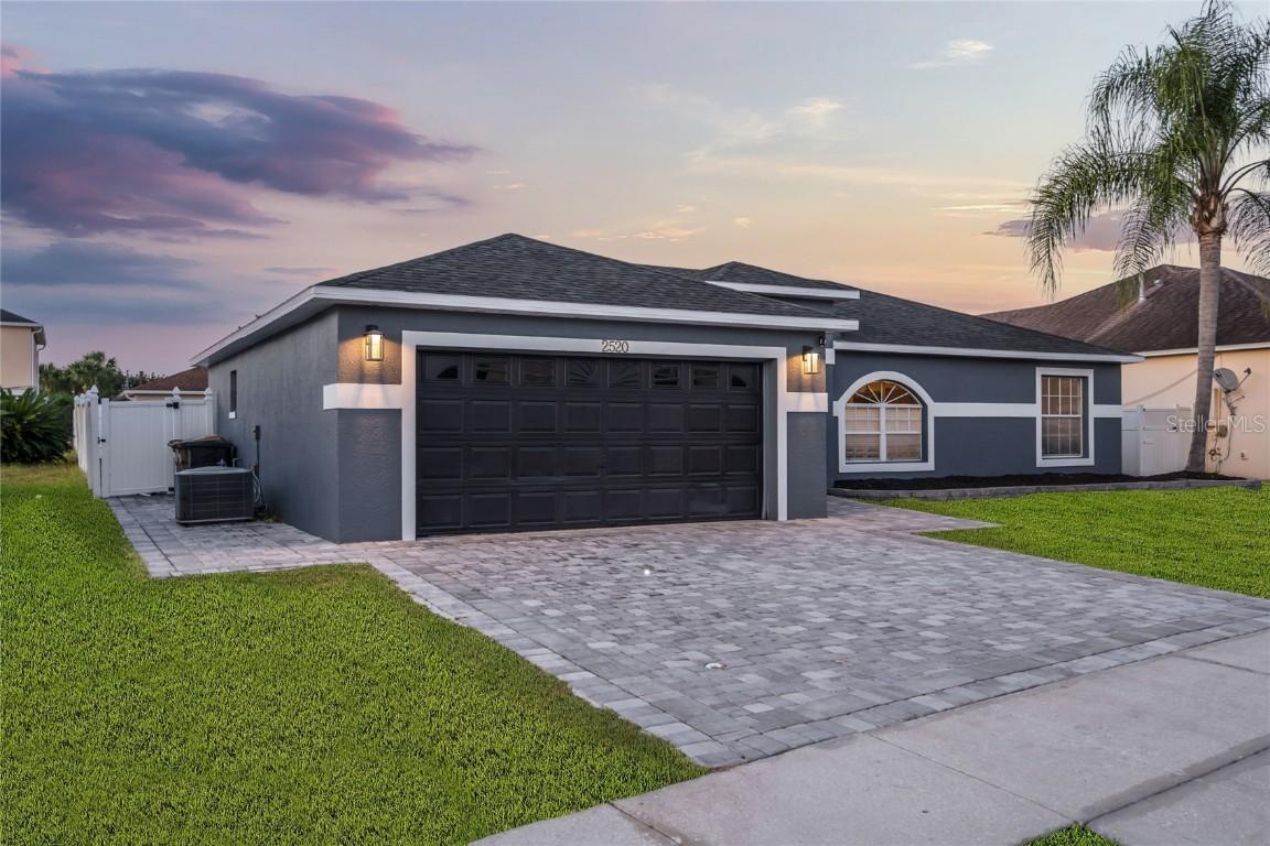 2520 Jasmine Trace Dr., Kissimmee, FL 34758
