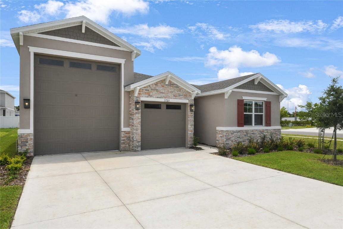 3723 Malad Way, Tavares, FL 32778