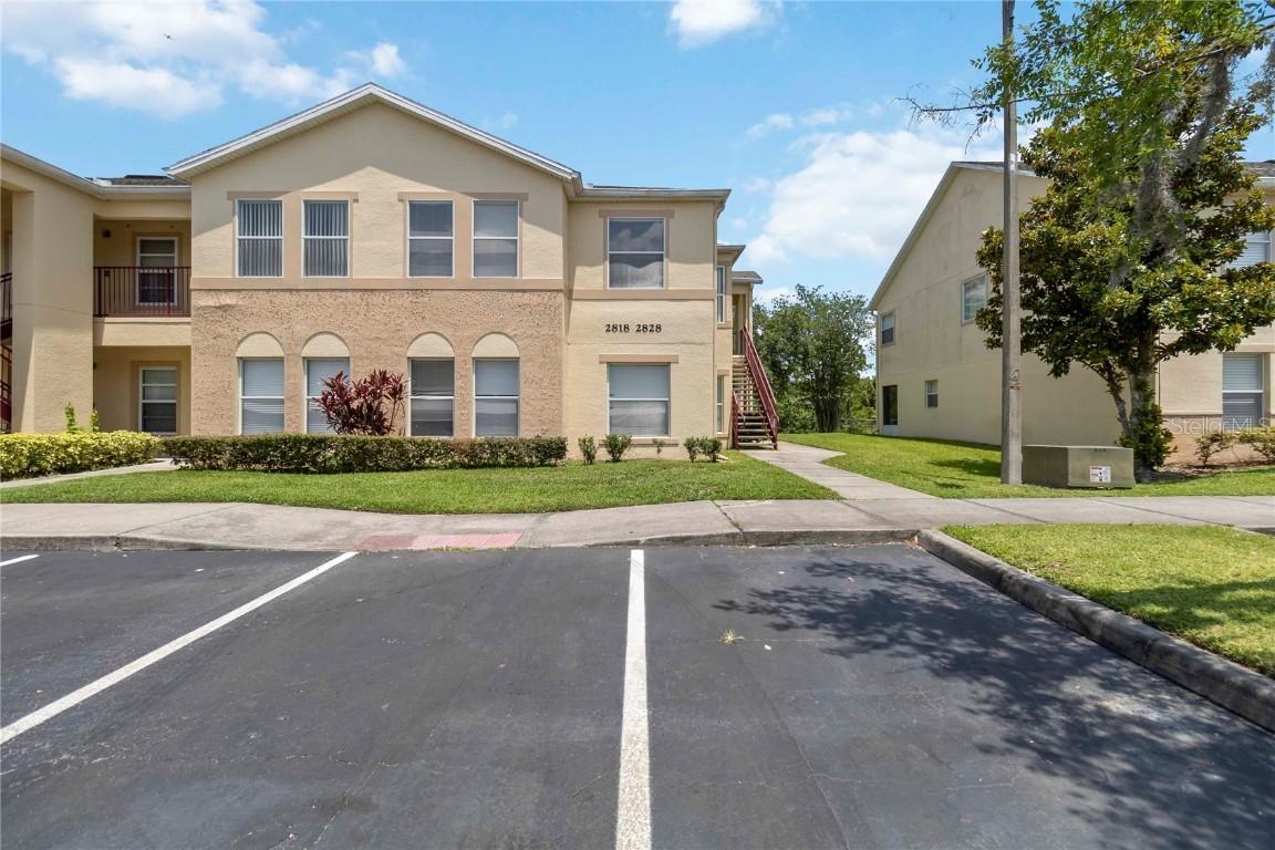 2828 Club Cortile Cir. #B, Kissimmee, FL 34746