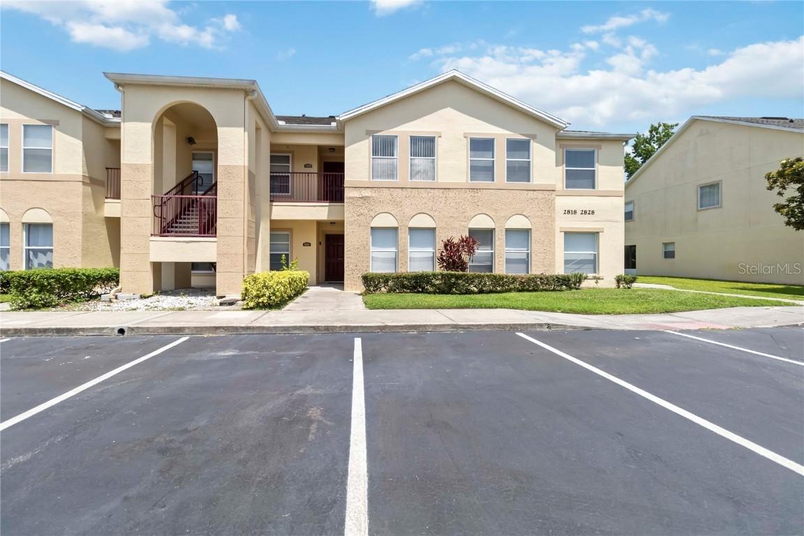 2826 Club Cortile Cir. #B, Kissimmee, FL 34746