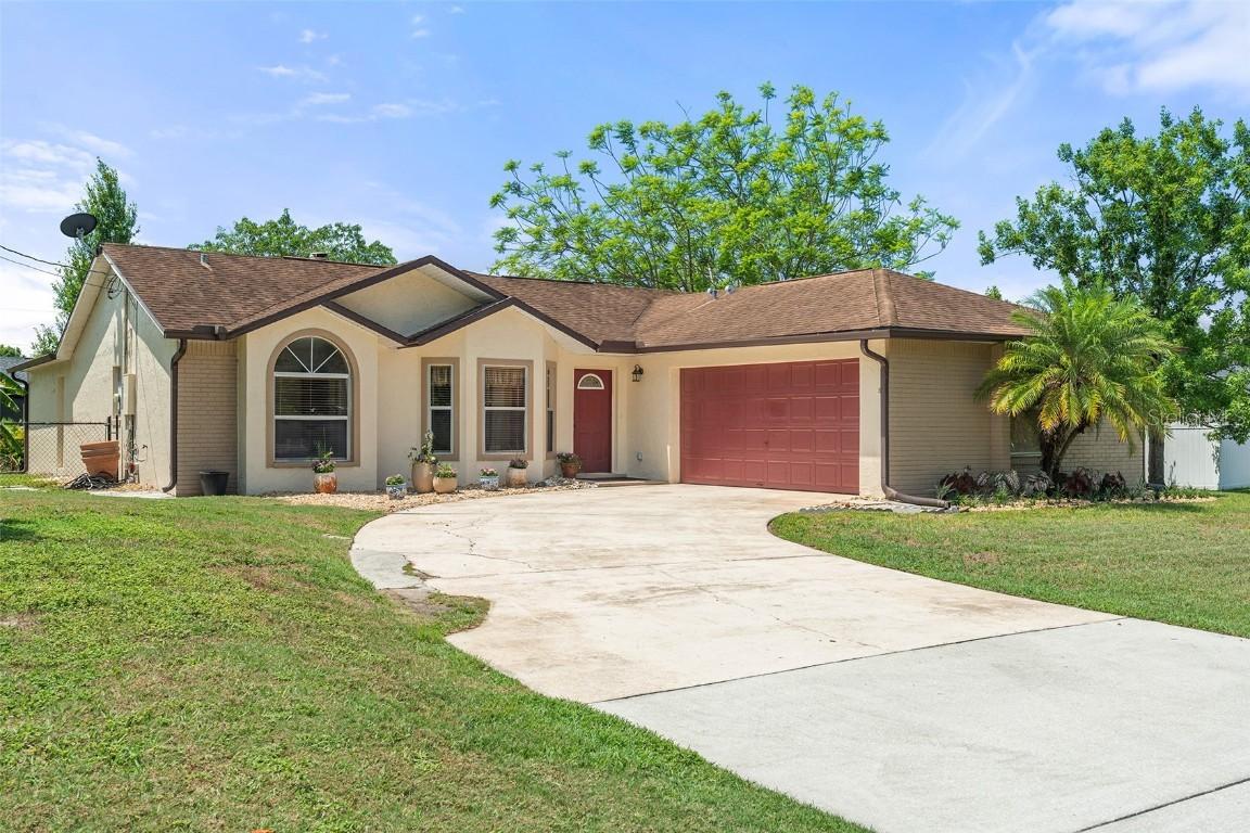 621 Rebecca Dr., St Cloud, FL 34769