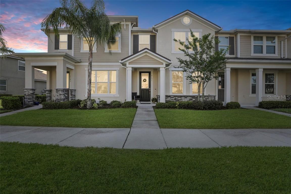 2151 Valencia Blossom St., Clermont, FL 34711