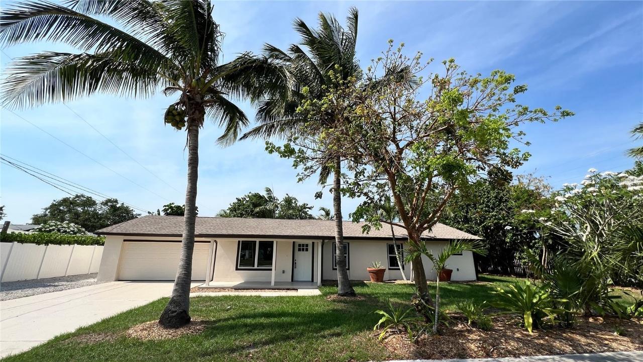 560 Gateway Dr., Merritt Island, FL 32952
