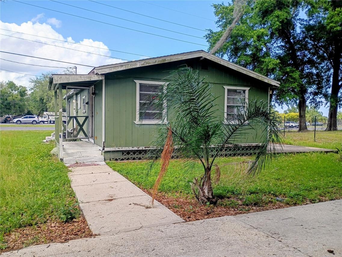 4315 Lake Ave., Kissimmee, FL 34746