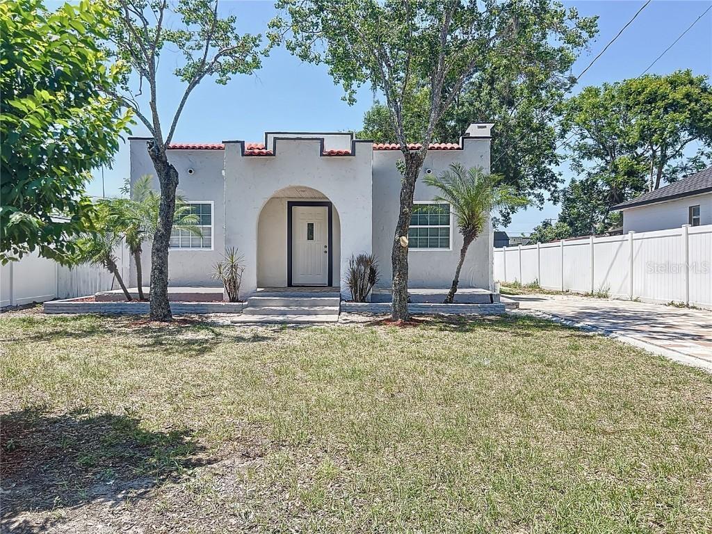 2409 E Magnolia St., Lakeland, FL 33801
