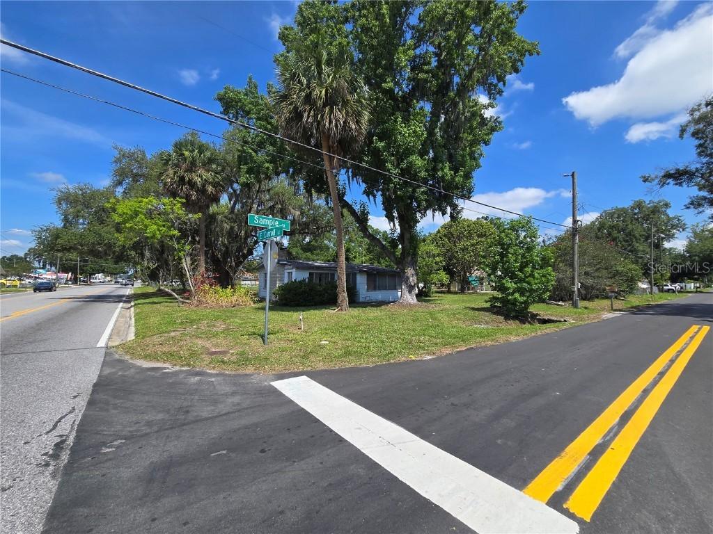 2704 Sample St., Kissimmee, FL 34744