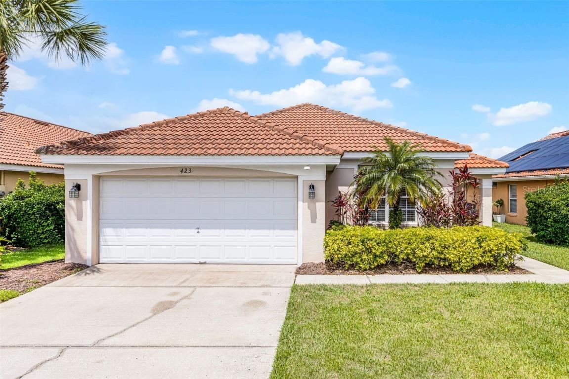 423 Paloma Dr., Davenport, FL 33837