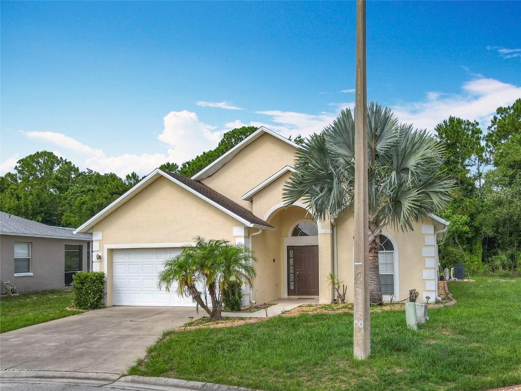 341 Whittier St., Davenport, FL 33896